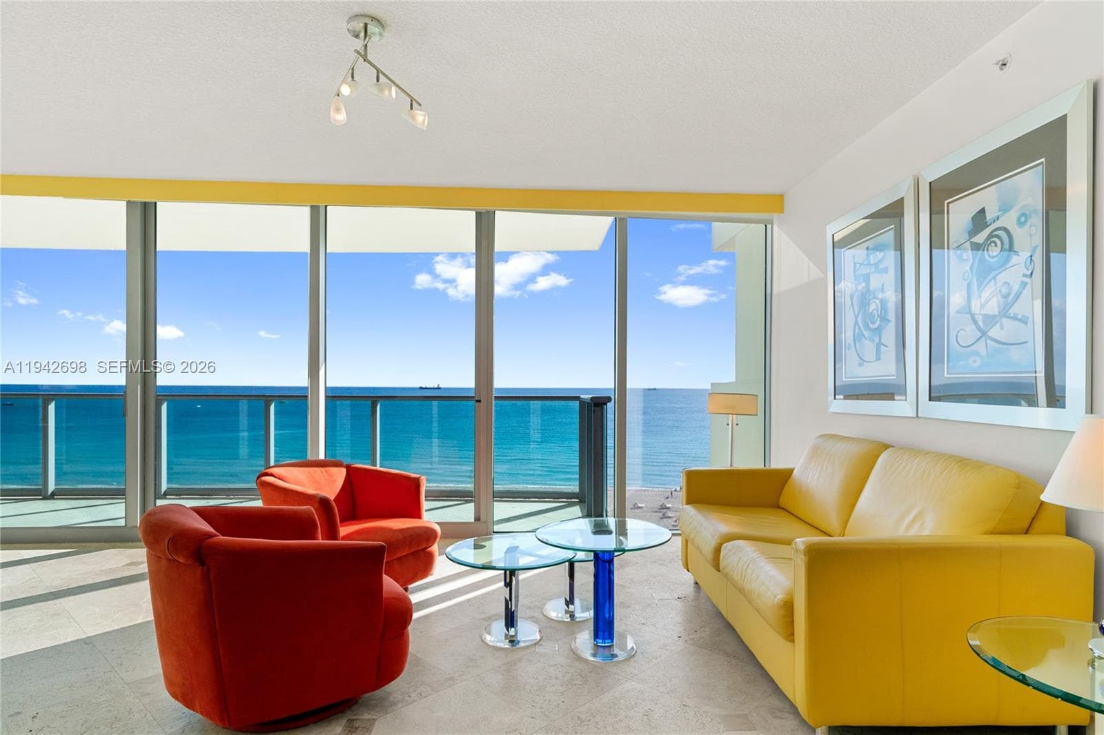 1455 Ocean Dr # 1009, Miami Beach FL 33139 — 33