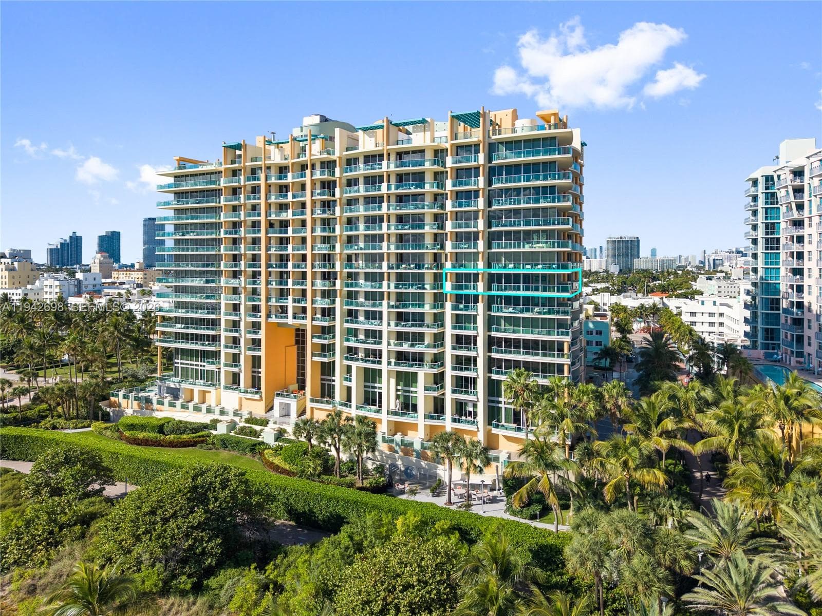 1455 Ocean Dr # 1009, Miami Beach FL 33139 — 14