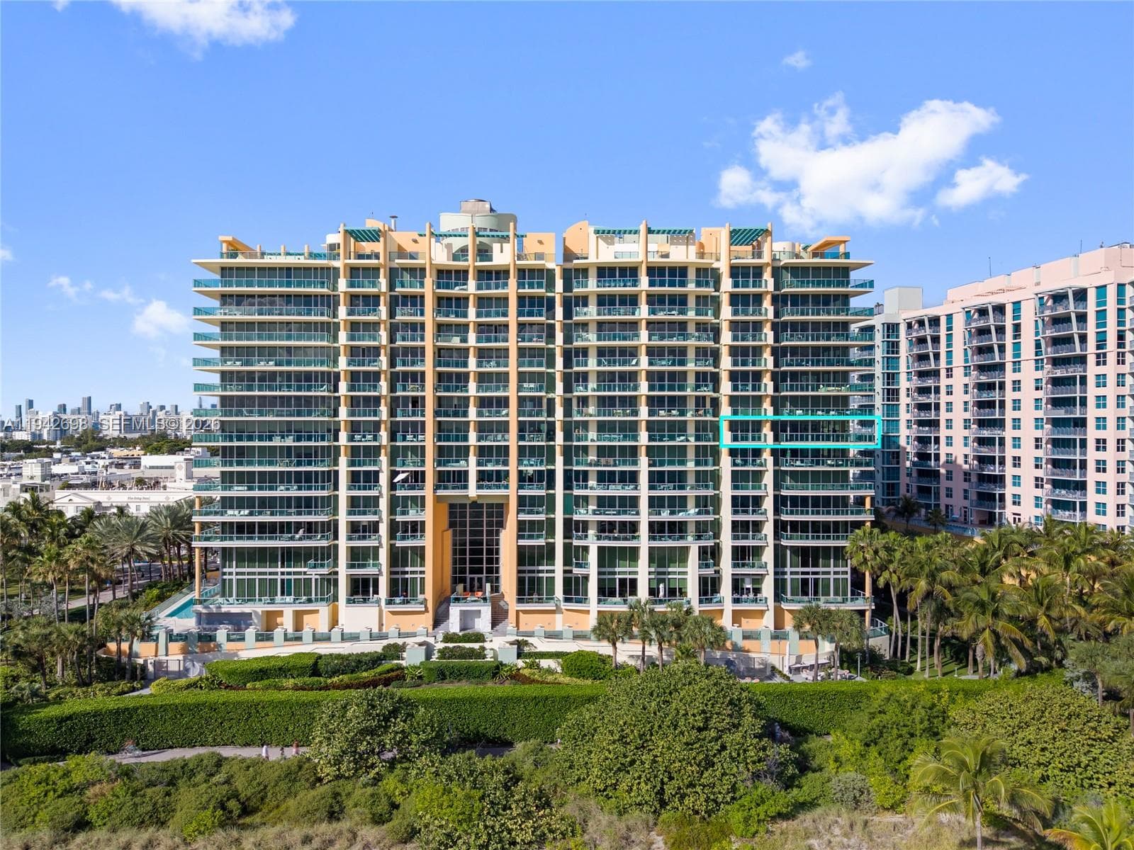 1455 Ocean Dr # 1009, Miami Beach FL 33139 — 19