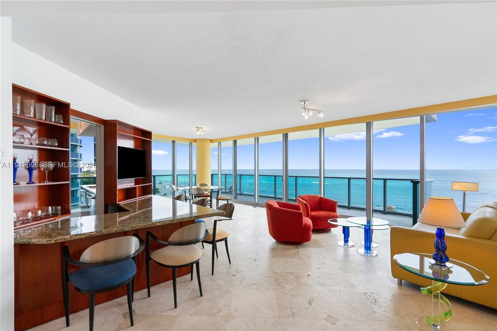 1455 Ocean Dr # 1009, Miami Beach FL 33139 — 68