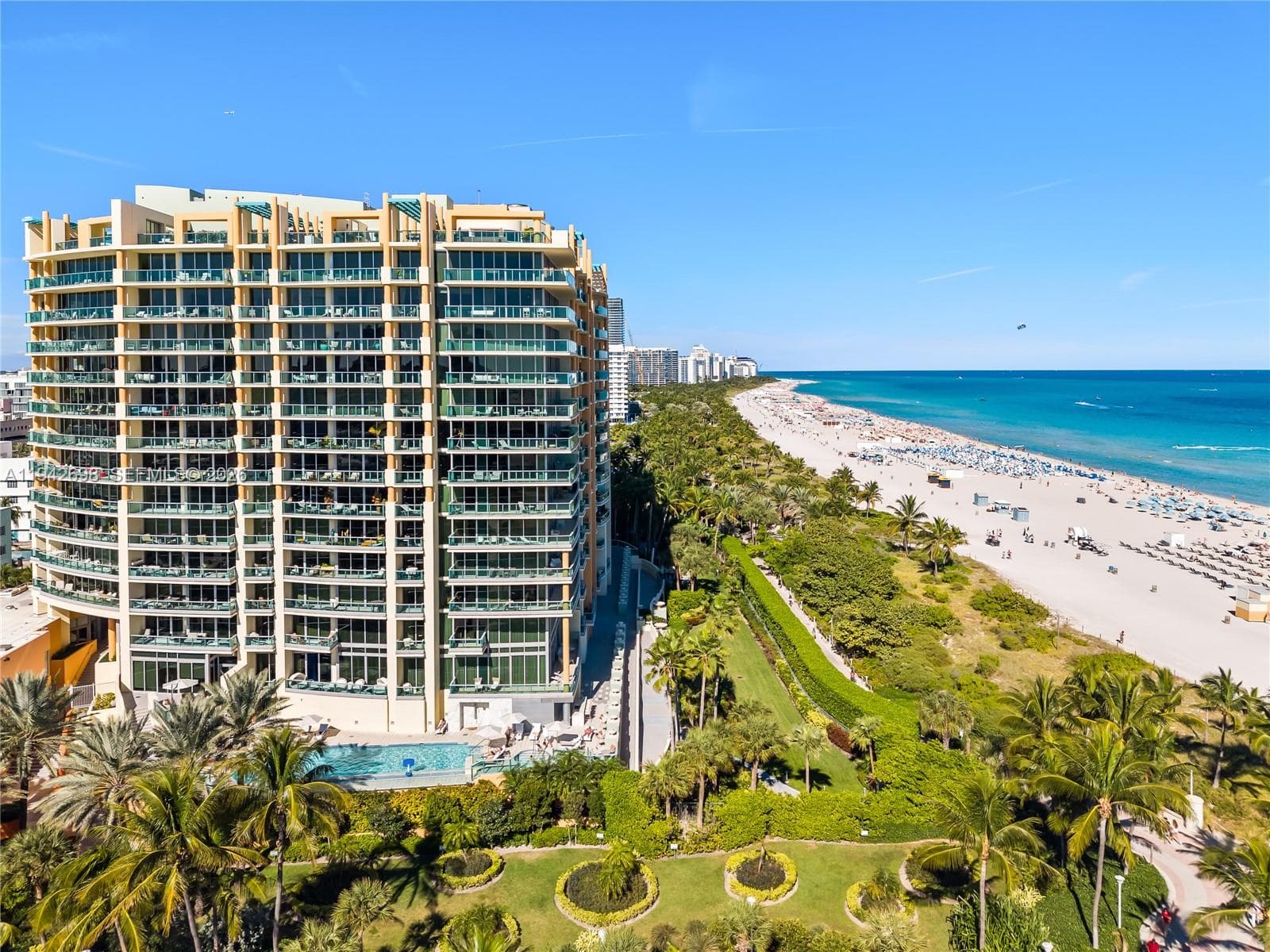 1455 Ocean Dr # 1009, Miami Beach FL 33139 — 4