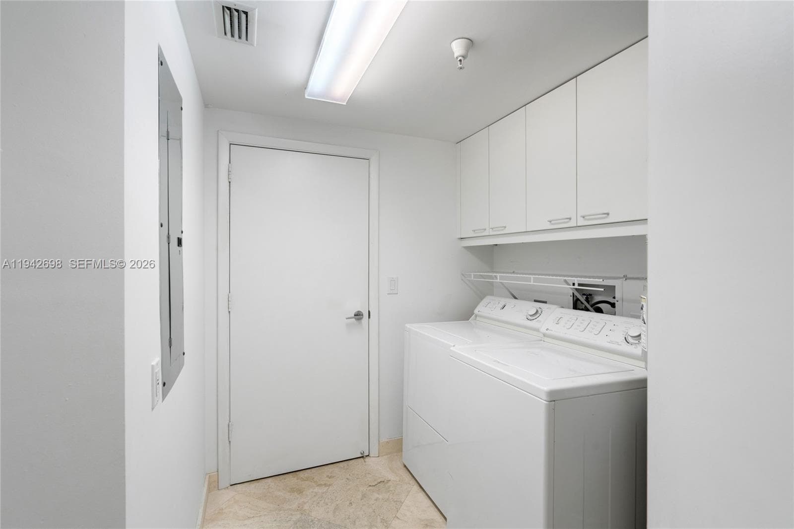 1455 Ocean Dr # 1009, Miami Beach FL 33139 — 85