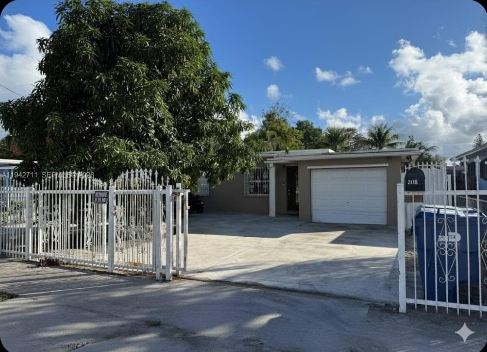 2118 NW 86th St, Miami FL 33147 — 1