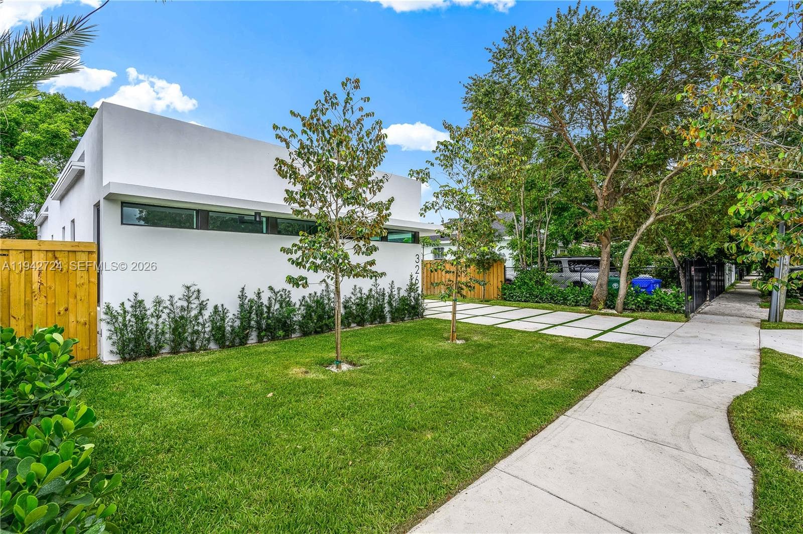 326 NW 40th St, Miami FL 33127 — 2