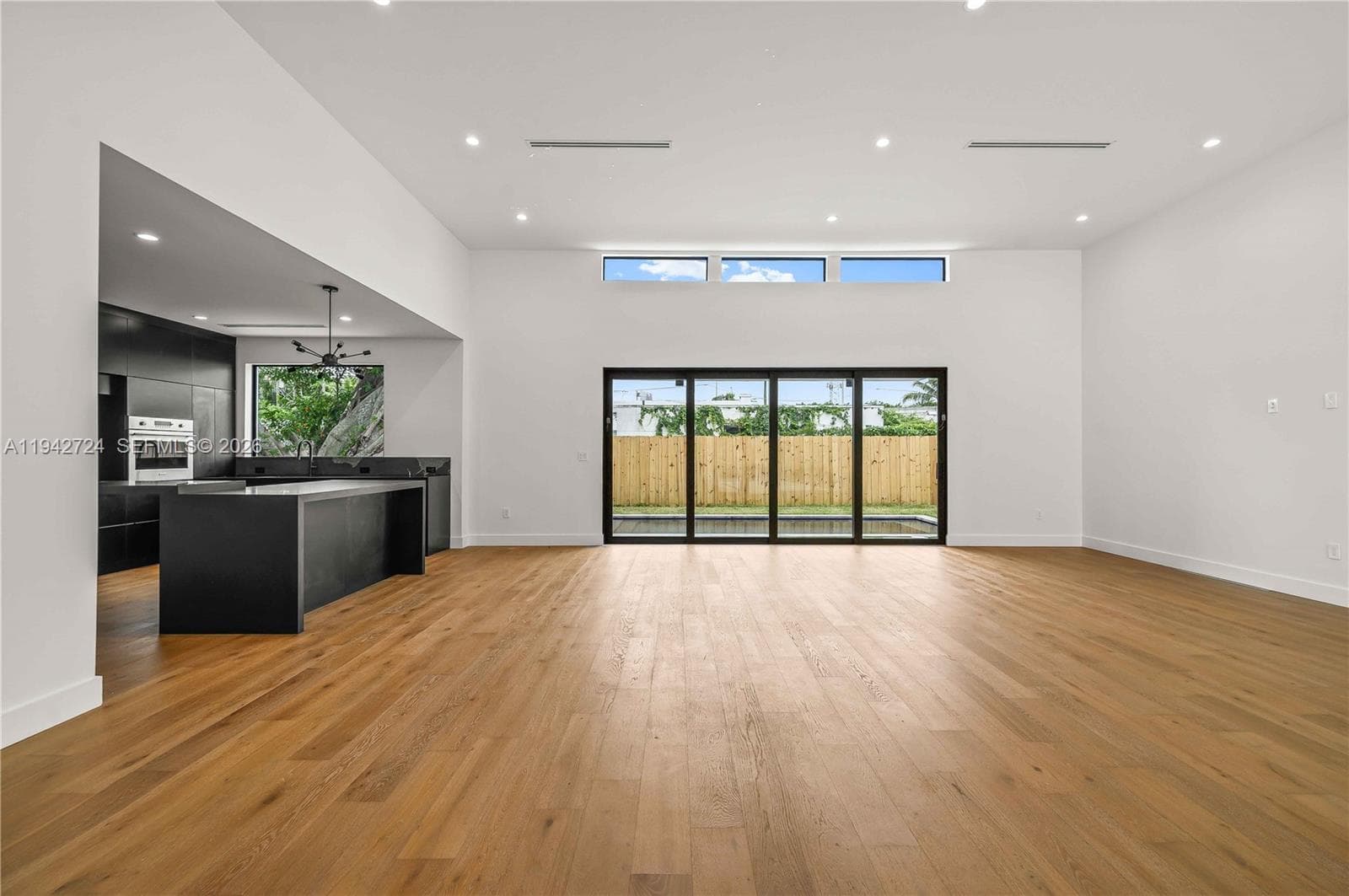 326 NW 40th St, Miami FL 33127 — 11