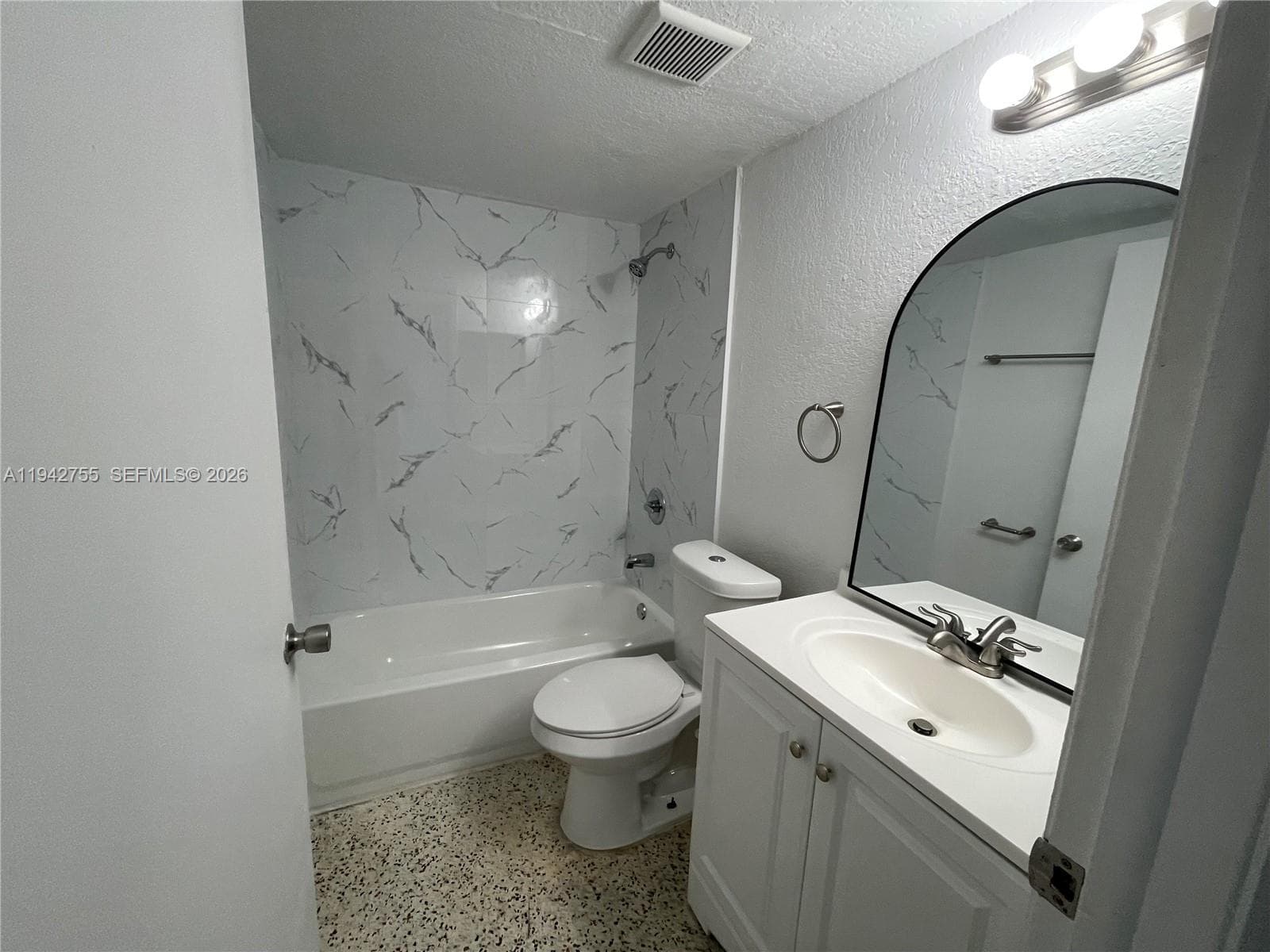 142 SW 18th Ave # 19, Miami FL 33135 — 28