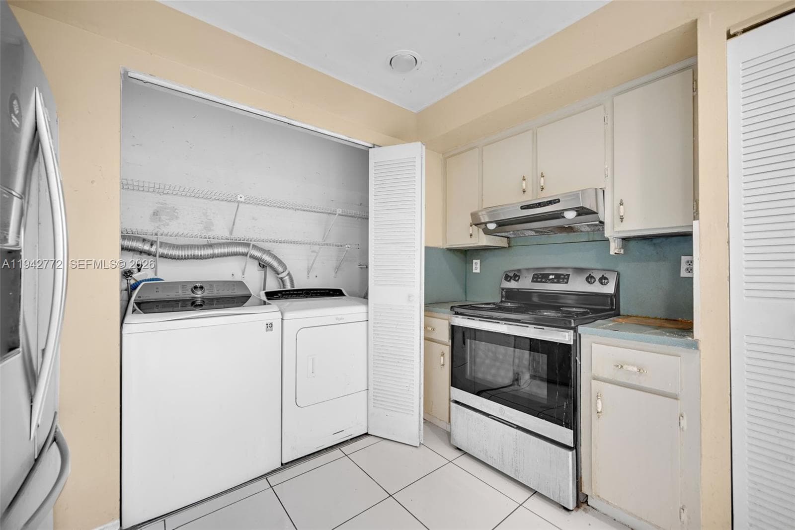 9907 NW 9th St Cir # 20, Miami FL 33172 — 22