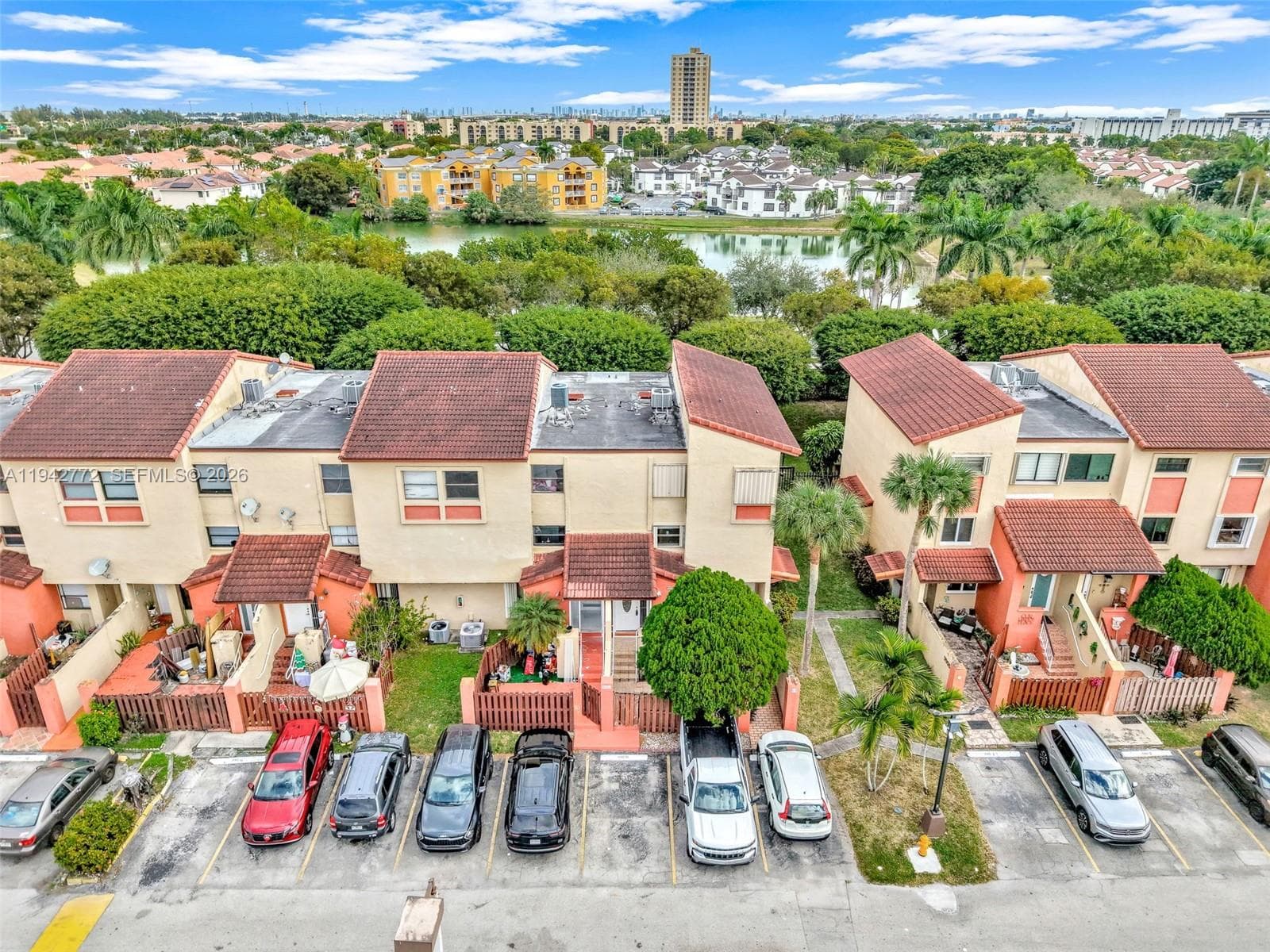 9907 NW 9th St Cir # 20, Miami FL 33172 — 71