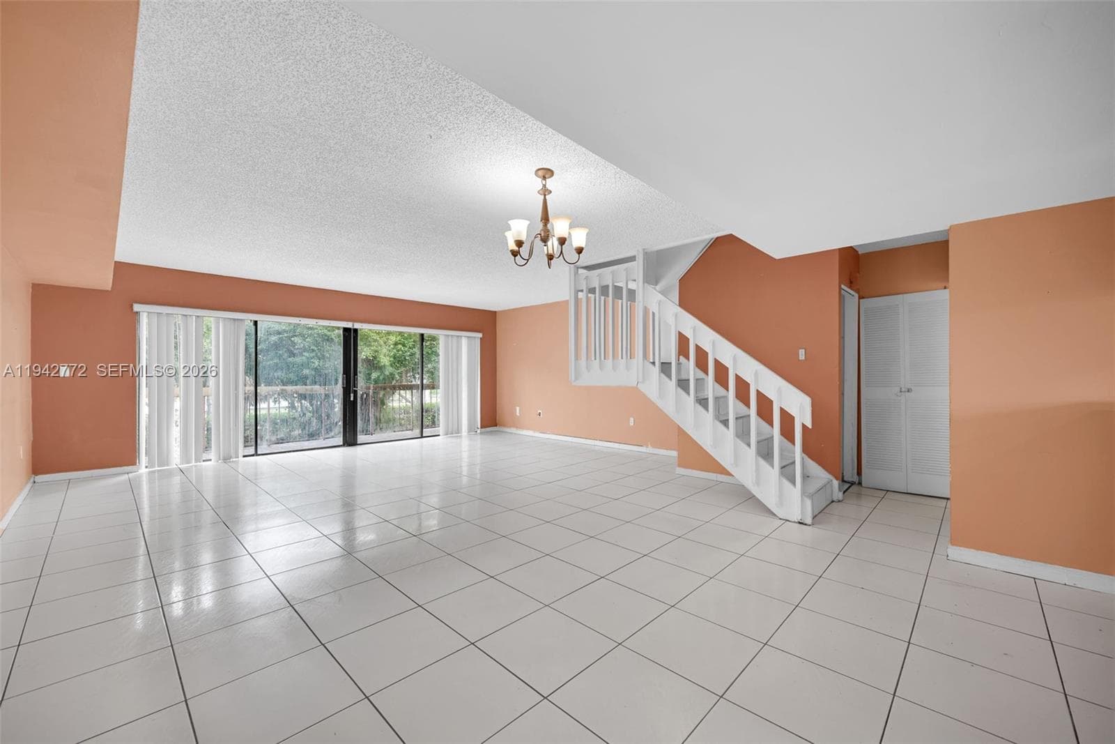 9907 NW 9th St Cir # 20, Miami FL 33172 — 10
