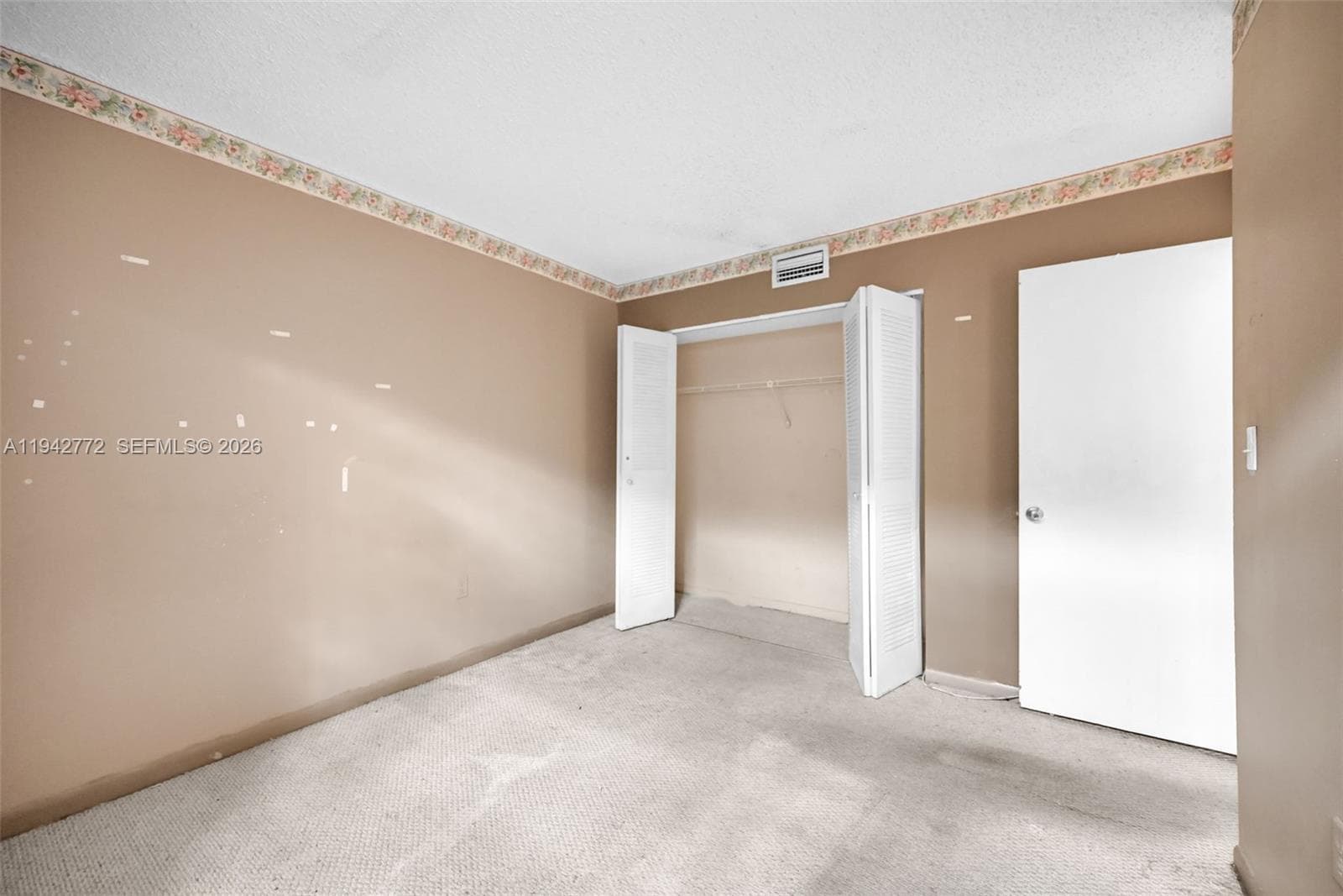 9907 NW 9th St Cir # 20, Miami FL 33172 — 37