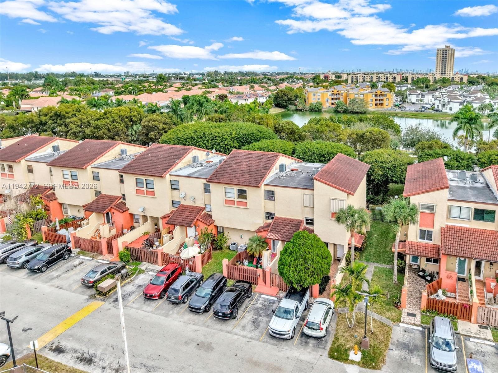 9907 NW 9th St Cir # 20, Miami FL 33172 — 70