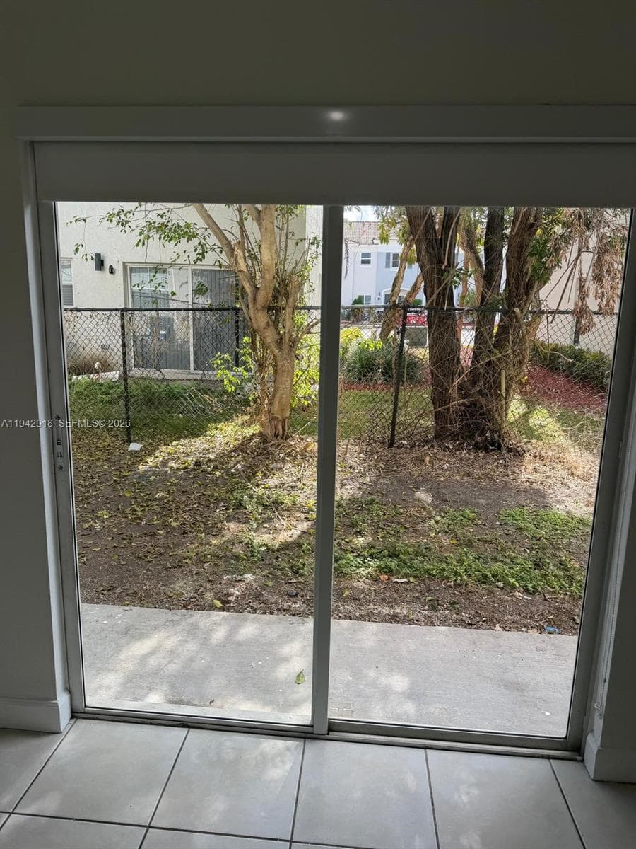 1656 SE 29th Ct # 100, Homestead FL 33035 — 10