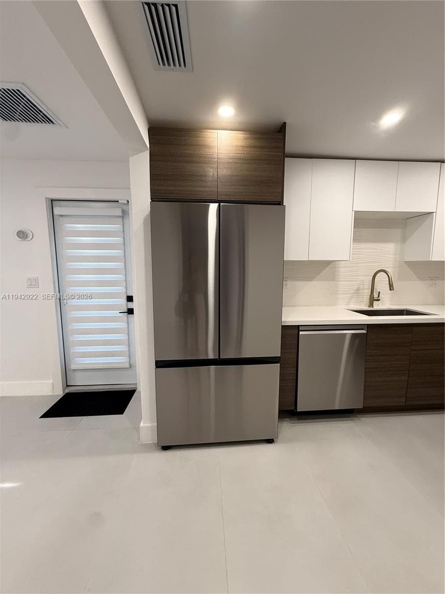 4430 NW 1st Ave, Miami FL 33127 — 18