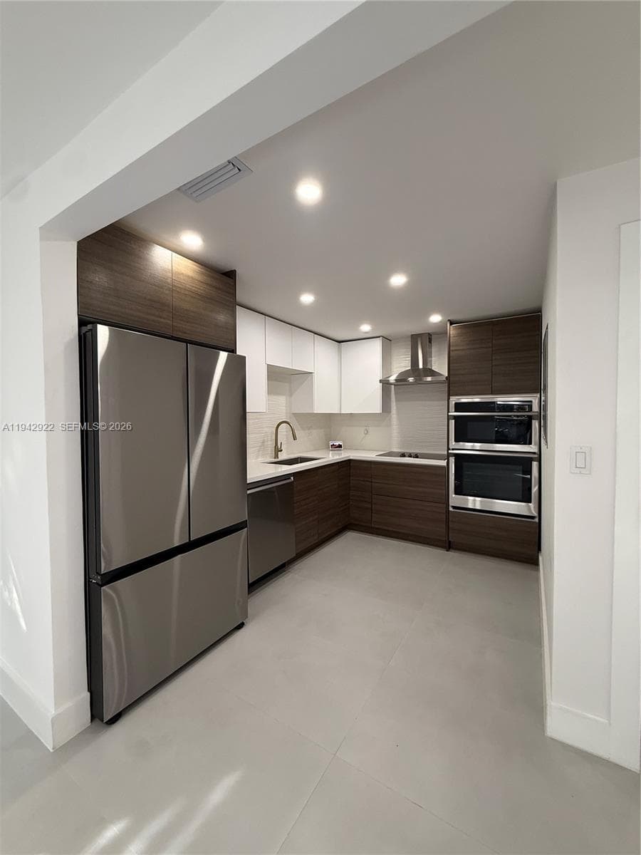4430 NW 1st Ave, Miami FL 33127 — 19