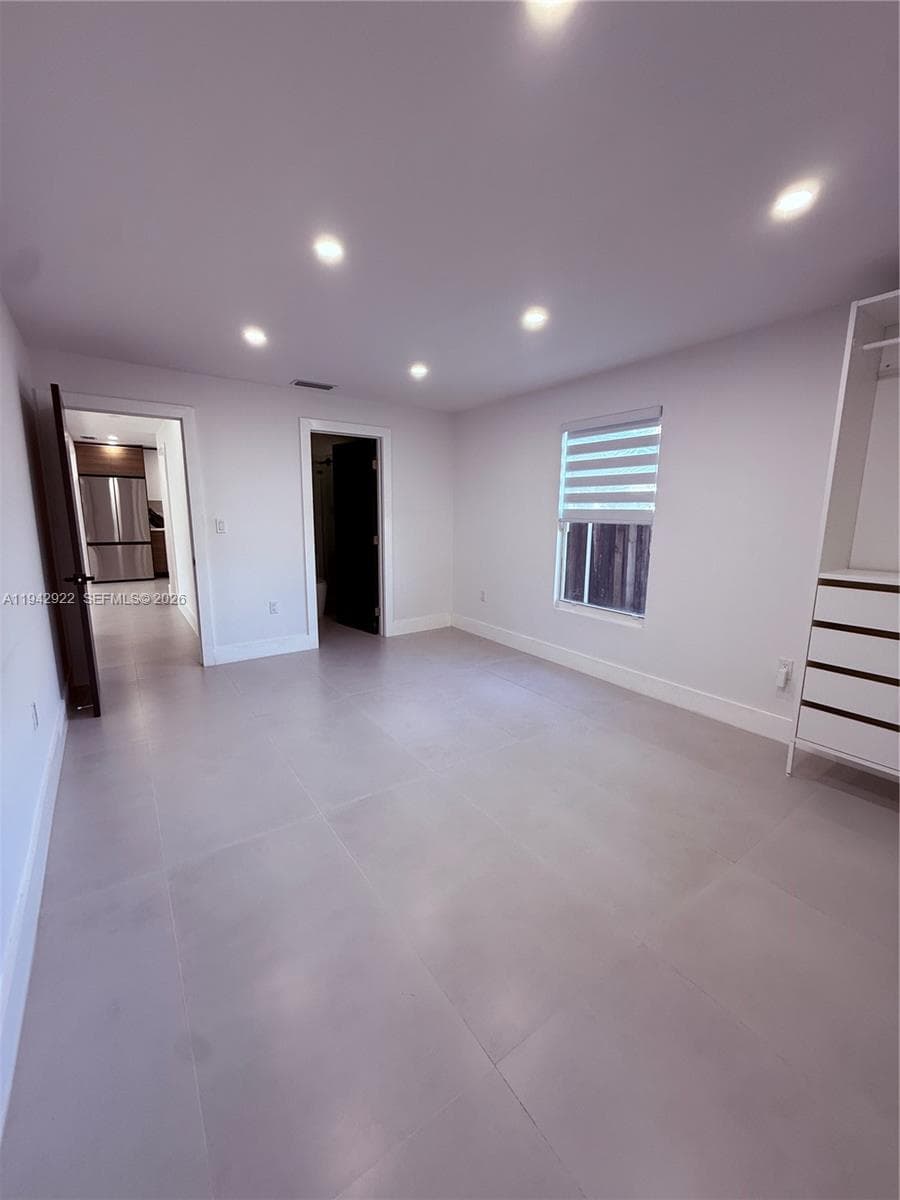 4430 NW 1st Ave, Miami FL 33127 — 25