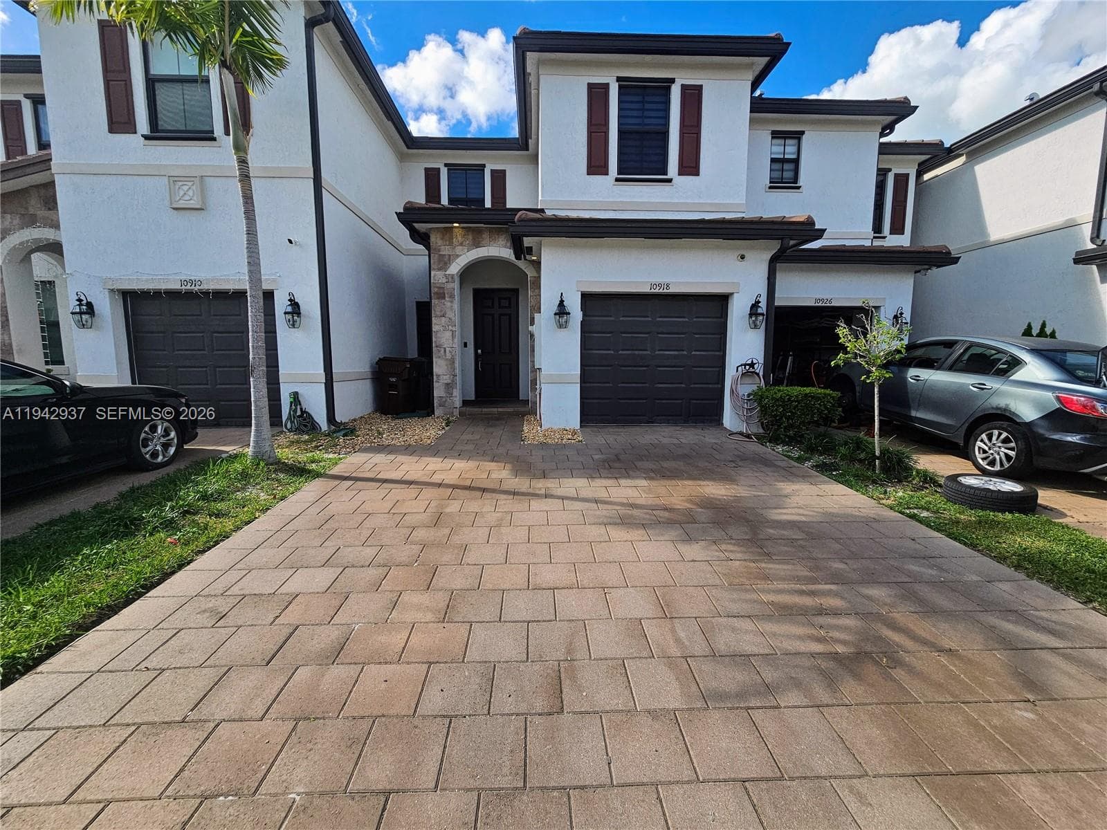 10918 W 33rd Way, Hialeah FL 33018 — 2
