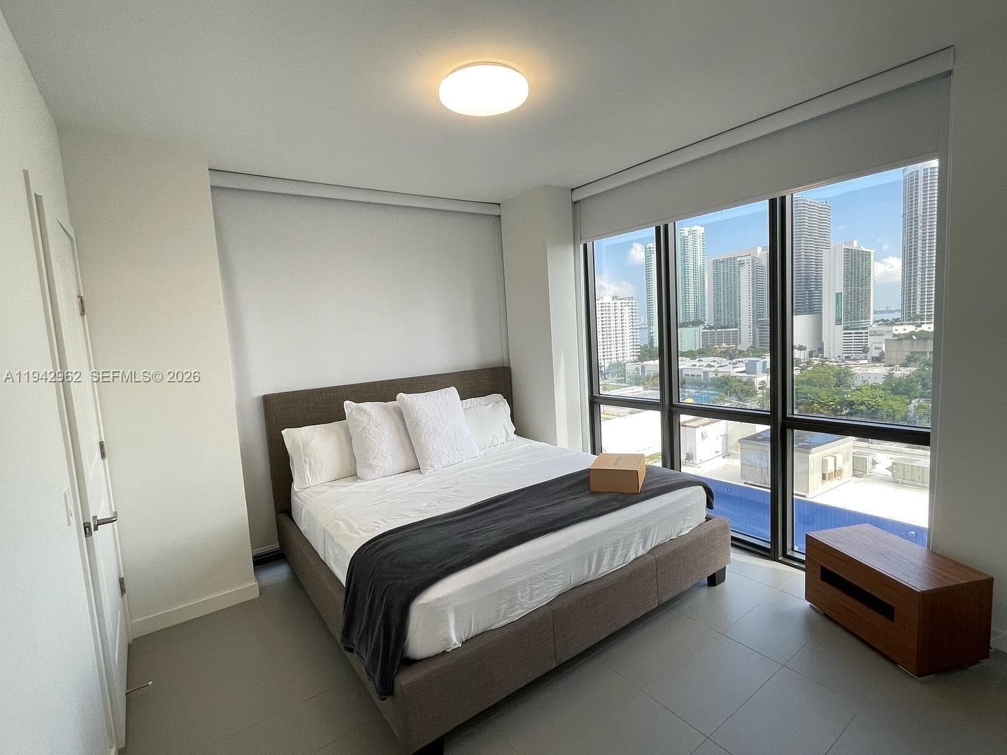 1600 NE 1st Ave # 1220, Miami FL 33132 — 5