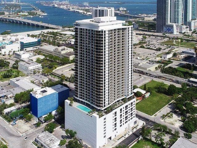 1600 NE 1st Ave # 1220, Miami FL 33132 — 14
