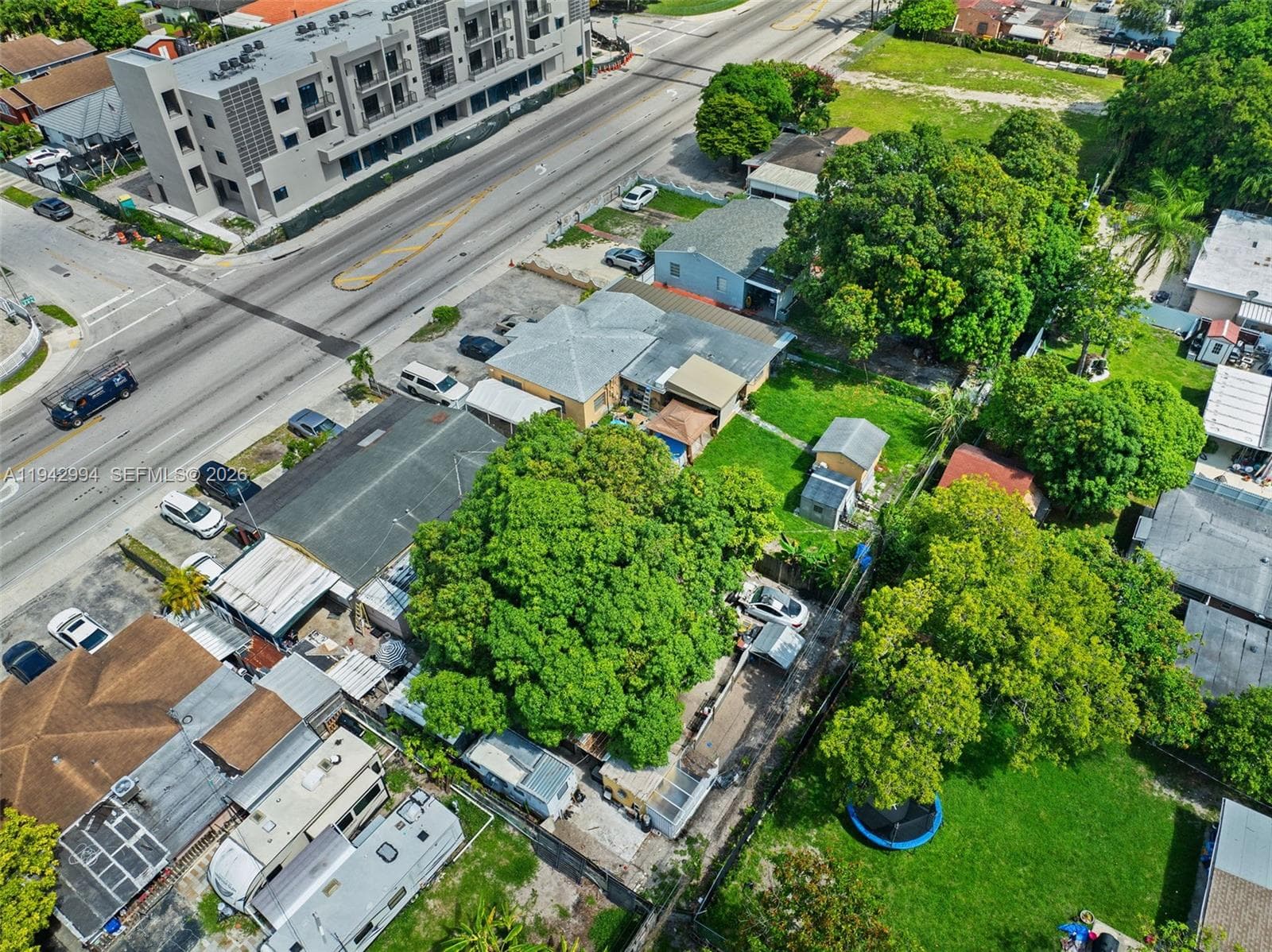 871 SE 8th Ave, Hialeah FL 33010 — 8