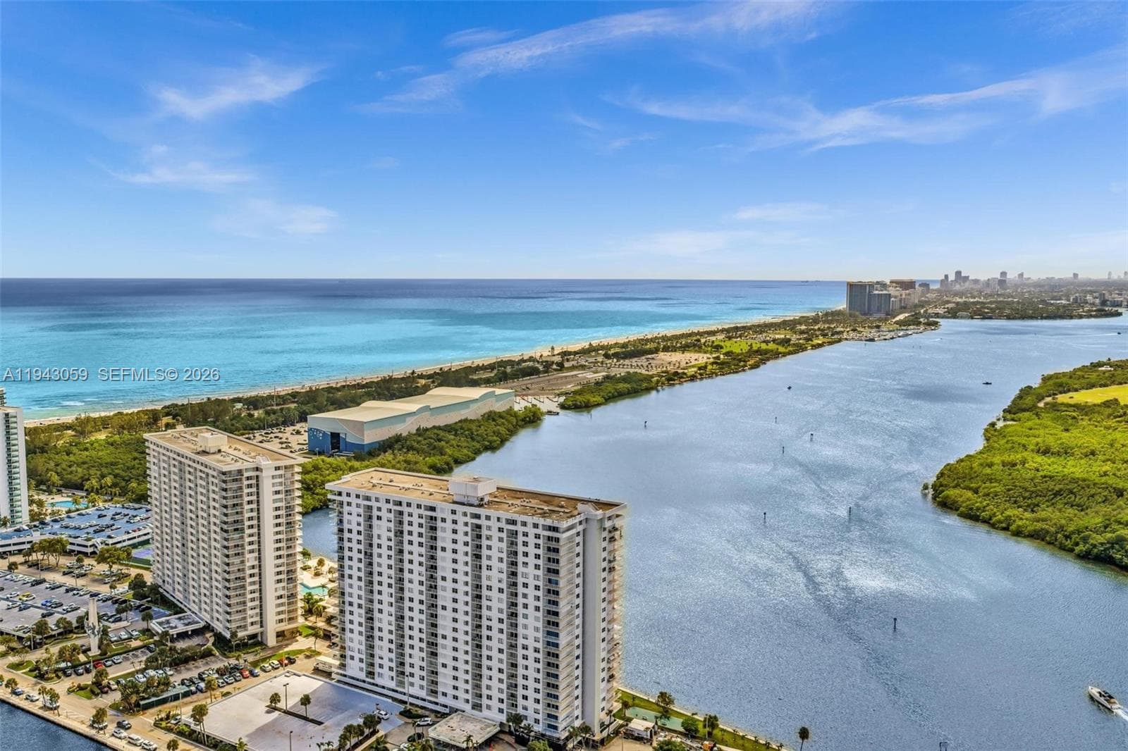 500 Bayview Dr # 228, Sunny Isles Beach FL 33160 — 33