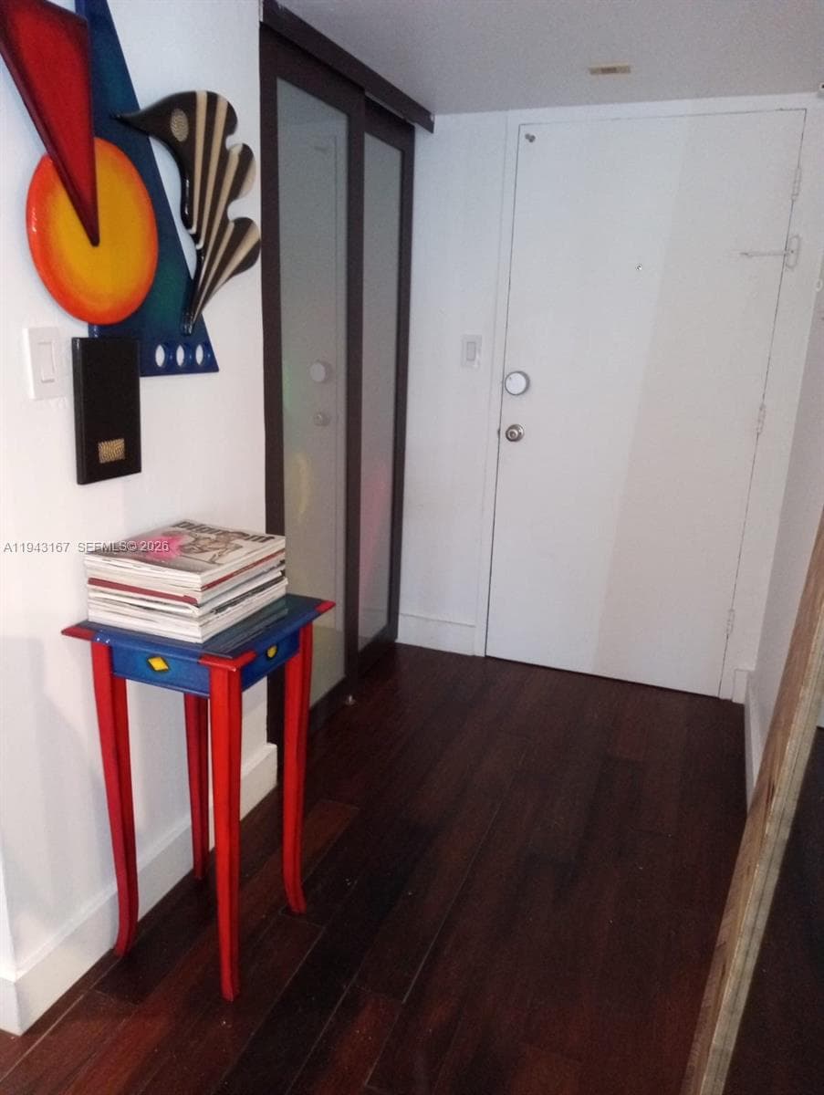 100 Lincoln Rd # 814, Miami Beach FL 33139 — 20