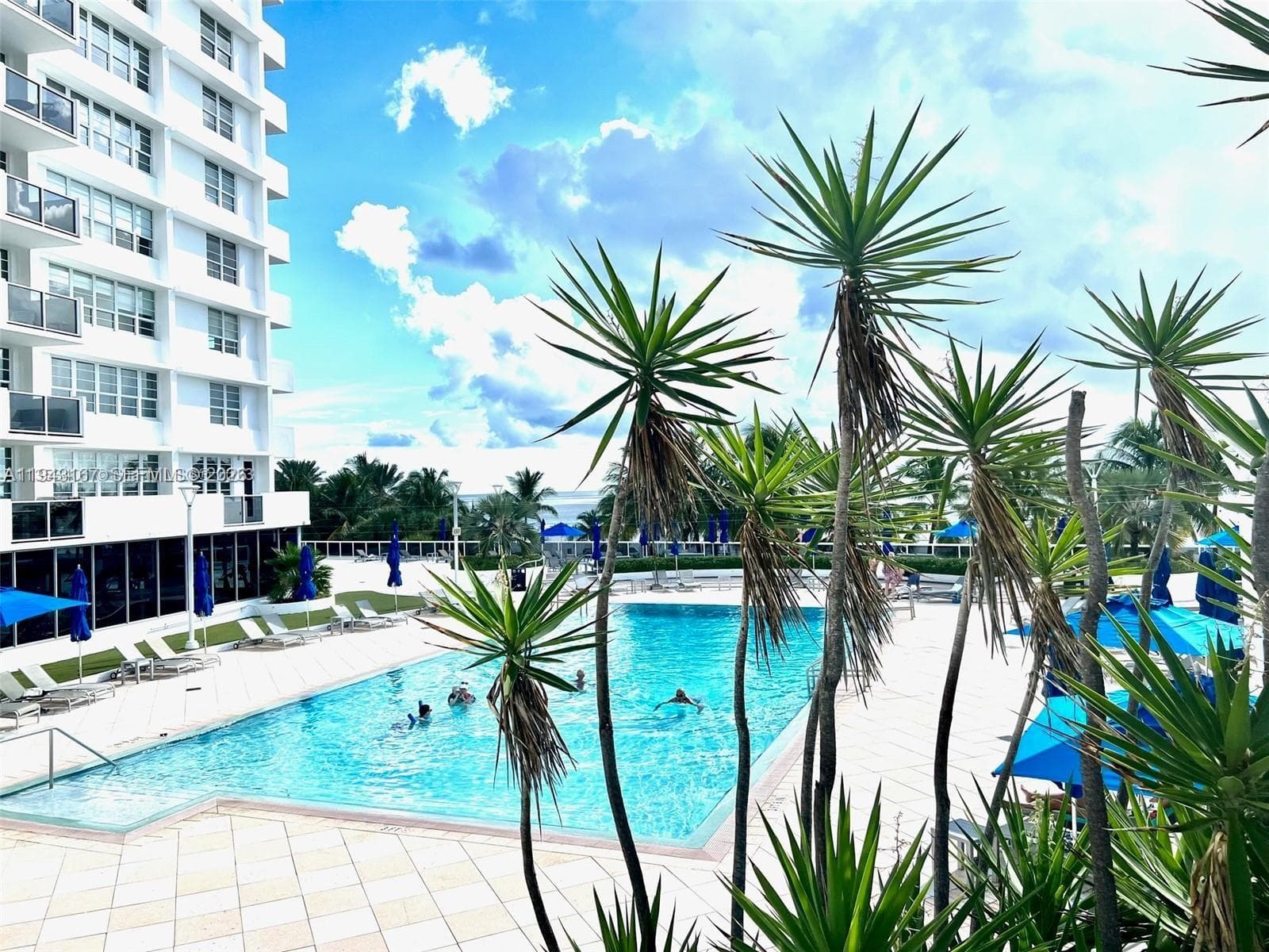 100 Lincoln Rd # 814, Miami Beach FL 33139 — 37