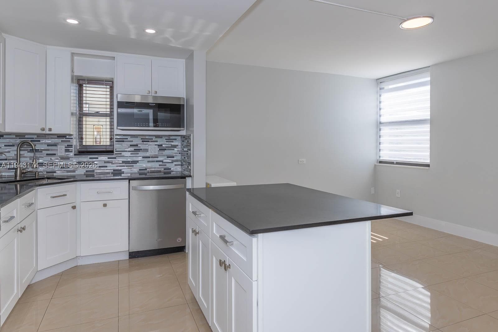20291 NE 30th Ave, Aventura FL 33180 — 5