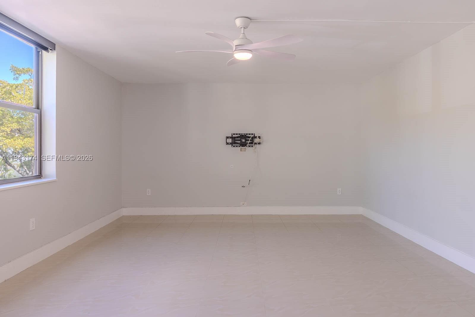 20291 NE 30th Ave, Aventura FL 33180 — 31