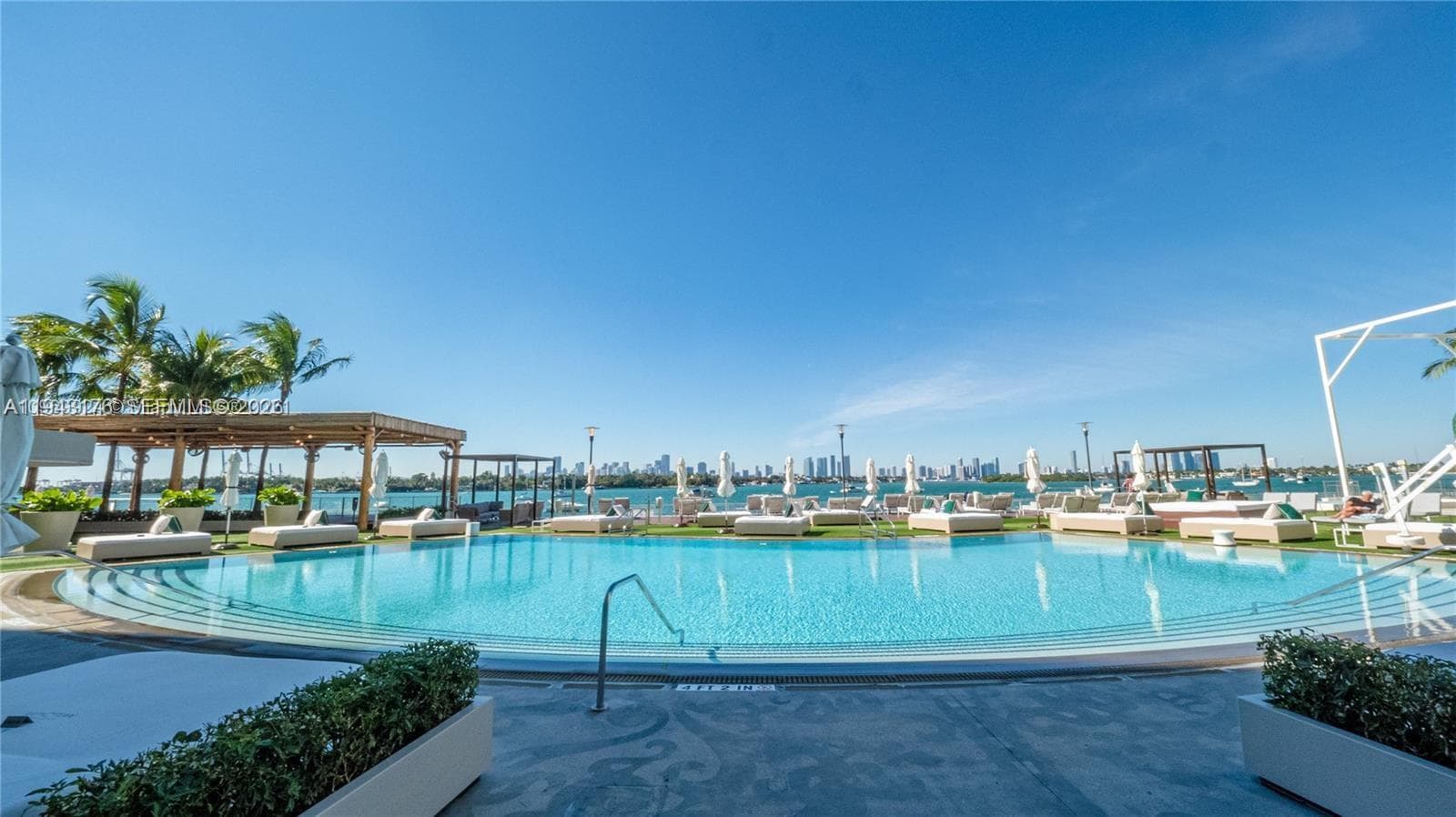 1100 West Ave # 415, Miami Beach FL 33139 — 36