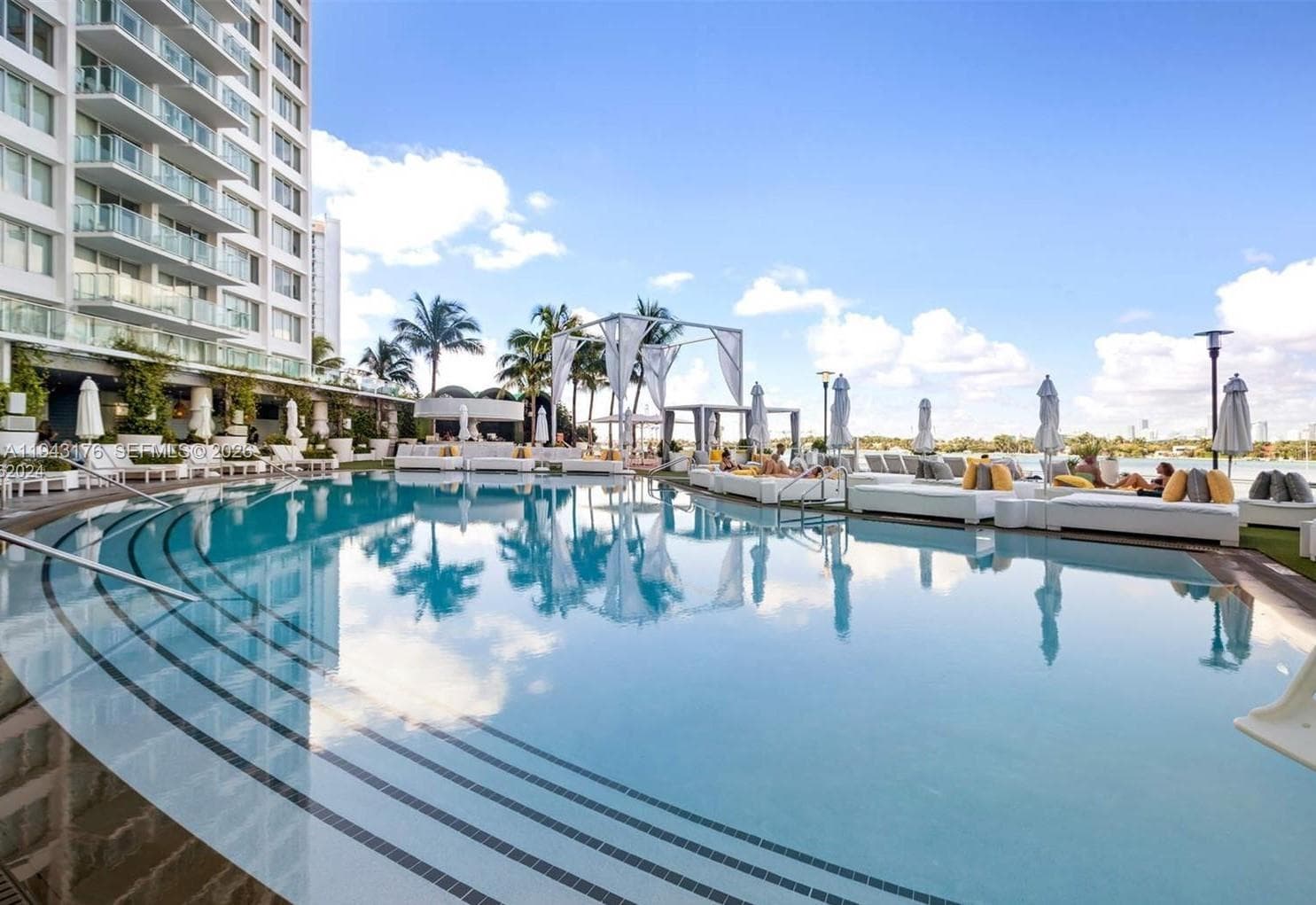 1100 West Ave # 415, Miami Beach FL 33139 — 35