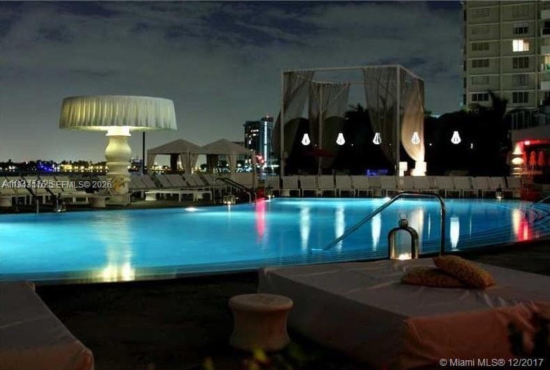 1100 West Ave # 415, Miami Beach FL 33139 — 39