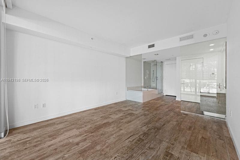650 NE 32nd St # 602, Miami FL 33137 — 19