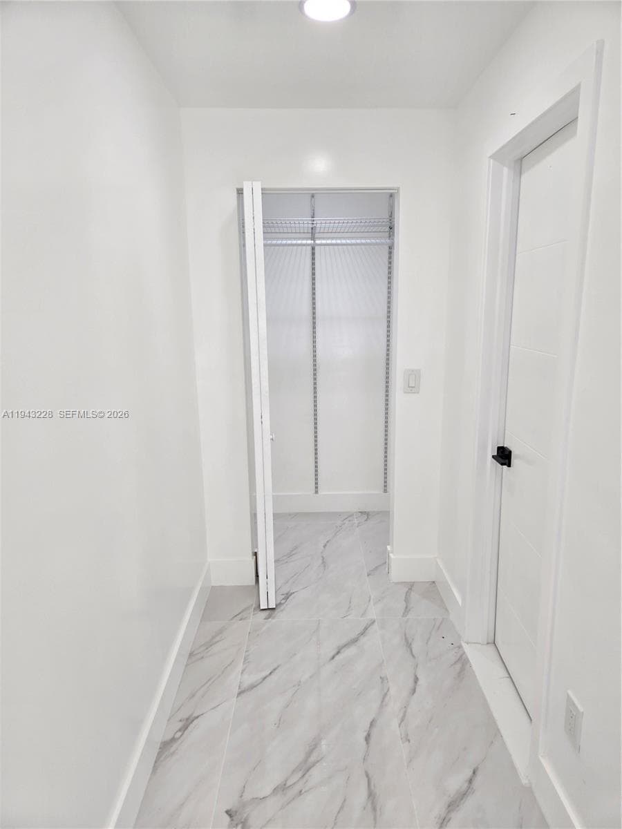 987 NE 145 # B, North Miami FL 33161 — 6