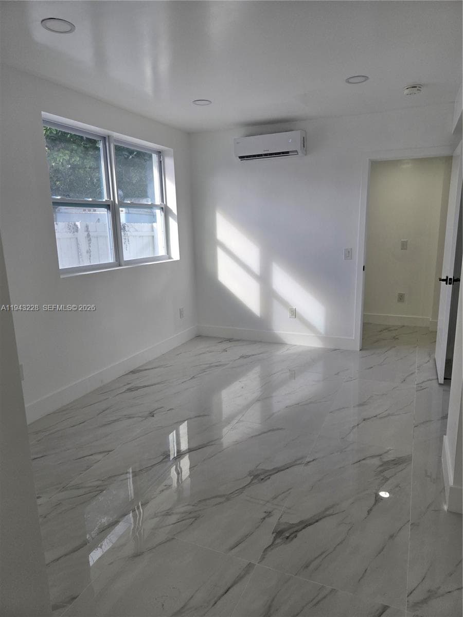 987 NE 145 # B, North Miami FL 33161 — 4