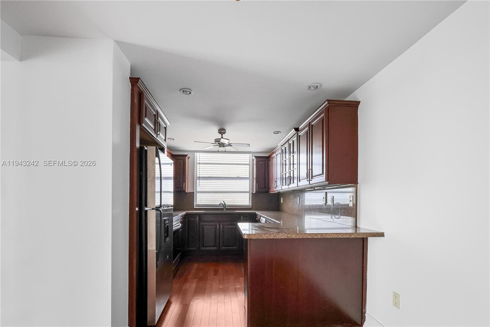 2841 NE 163rd St # 1002, North Miami Beach FL 33160 — 27