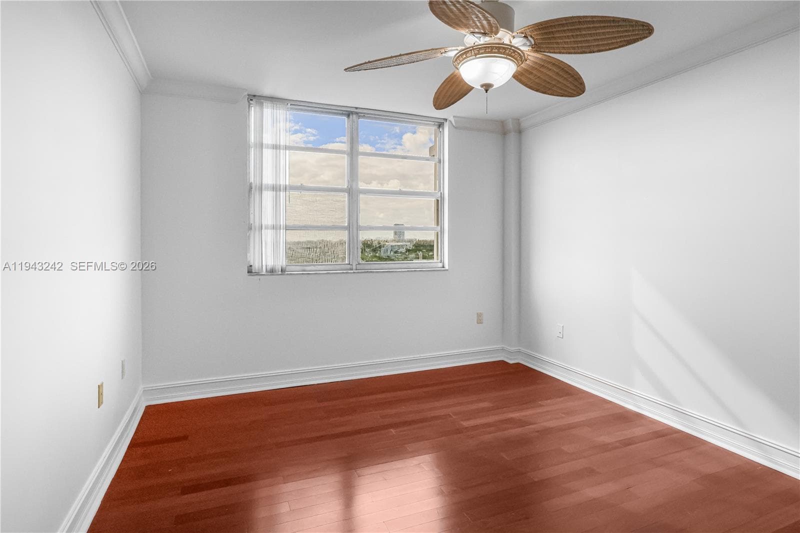 2841 NE 163rd St # 1002, North Miami Beach FL 33160 — 10