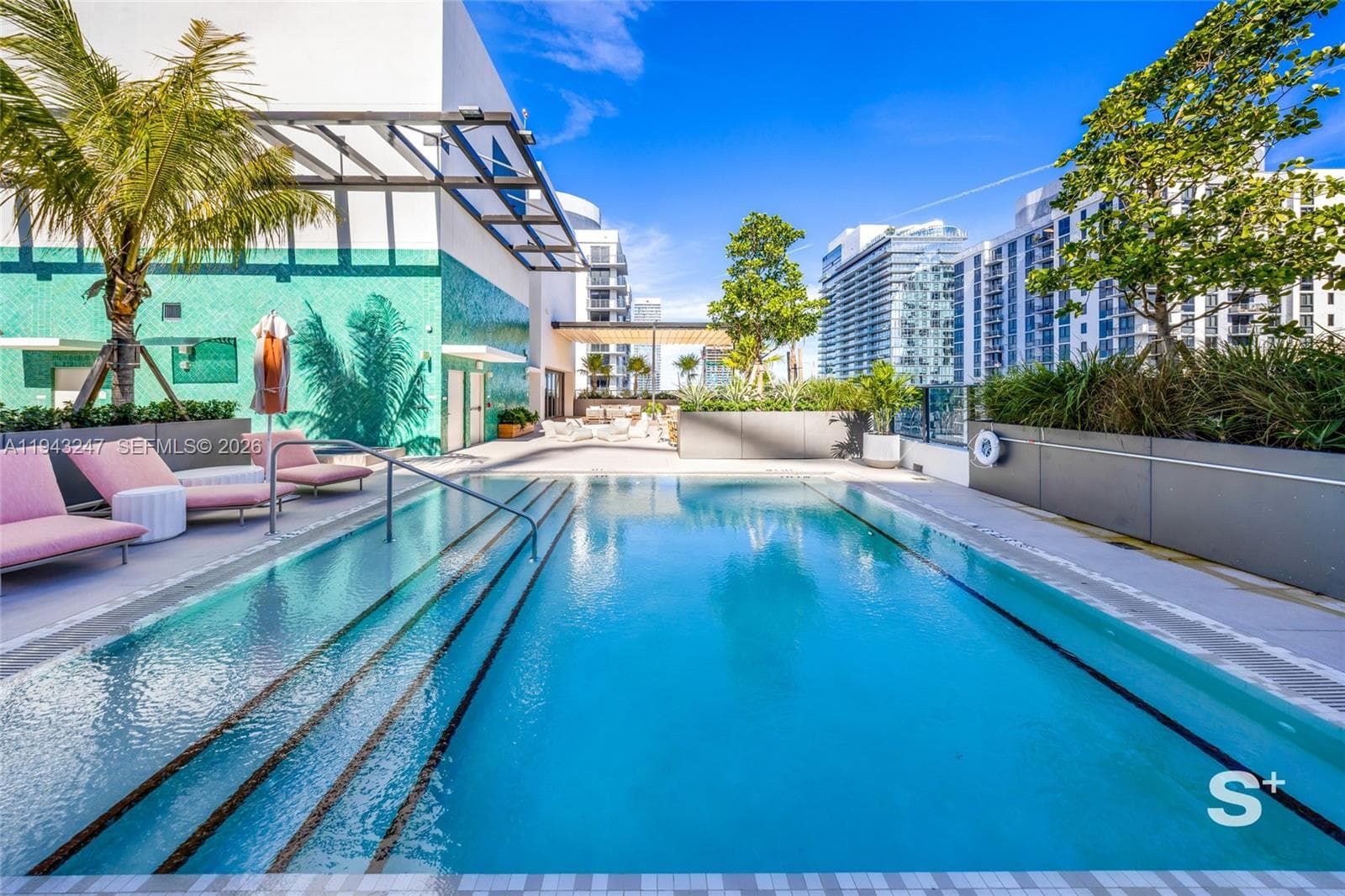 11 NE 6th St # 2903, Miami FL 33132 — 27