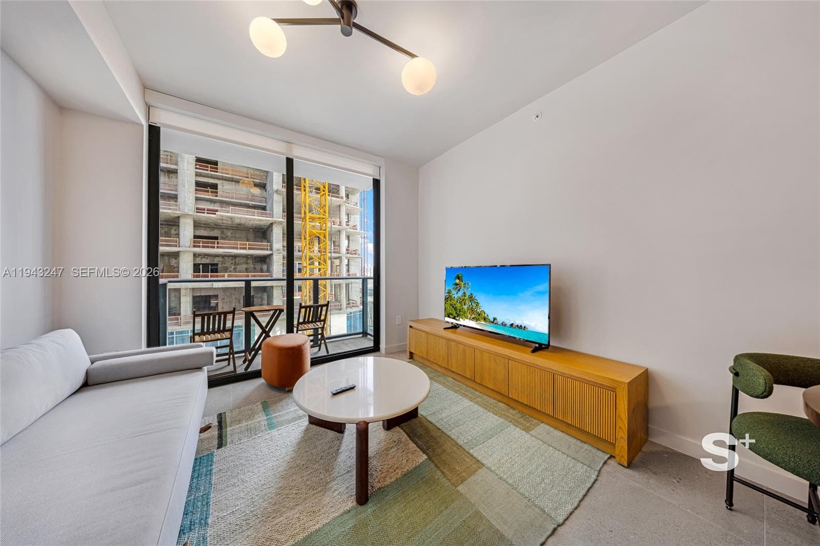 11 NE 6th St # 2903, Miami FL 33132 — 3