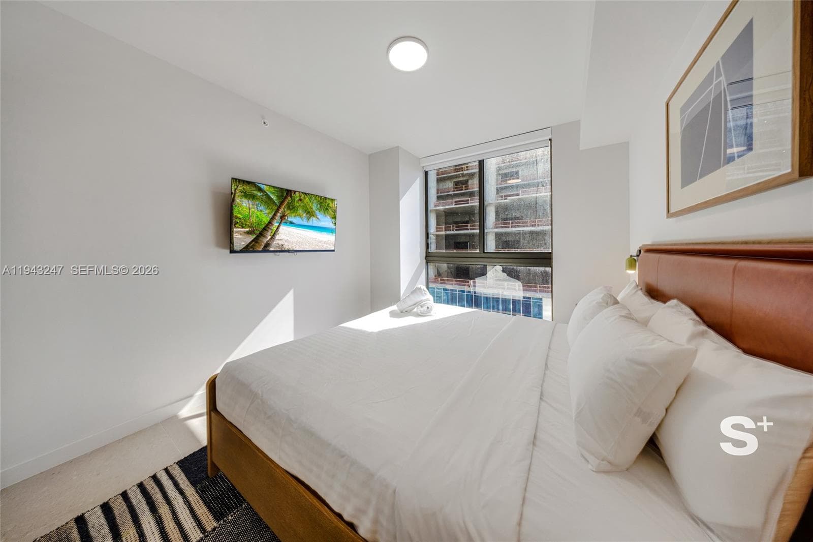 11 NE 6th St # 2903, Miami FL 33132 — 18