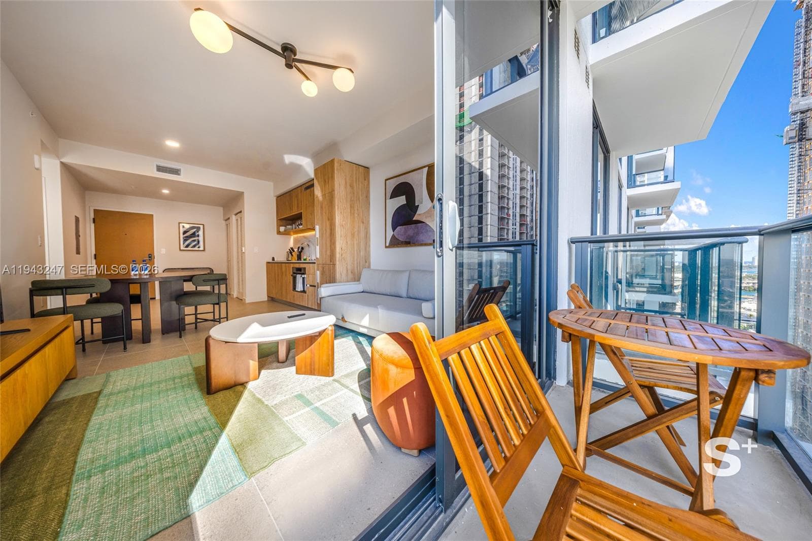 11 NE 6th St # 2903, Miami FL 33132 — 11