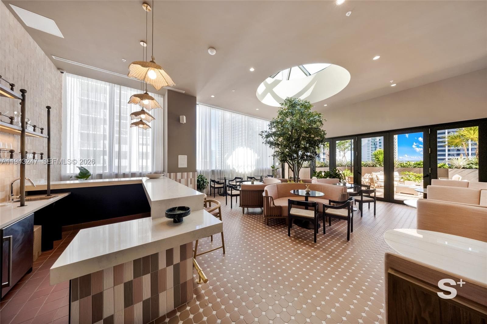 11 NE 6th St # 2903, Miami FL 33132 — 31