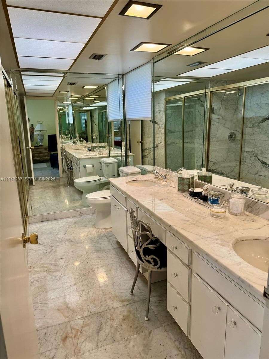 3440 NE 170th St, North Miami Beach FL 33160 — 19