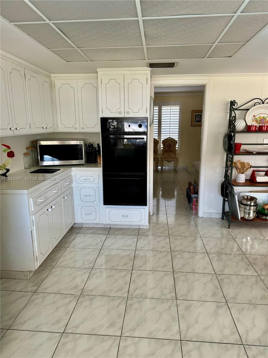 3440 NE 170th St, North Miami Beach FL 33160 — 8
