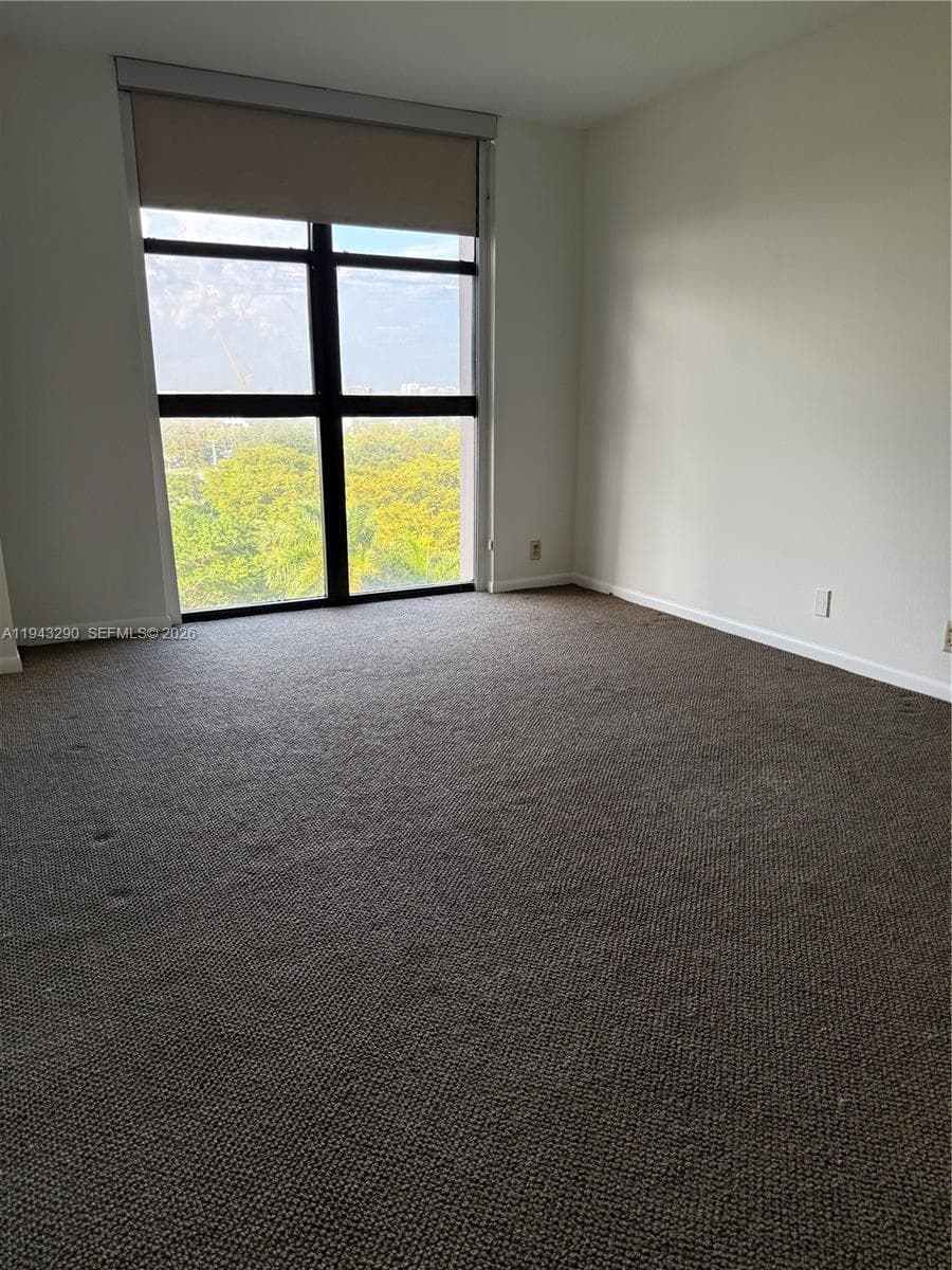 2000 Towerside Ter # 1005, Miami FL 33138 — 16