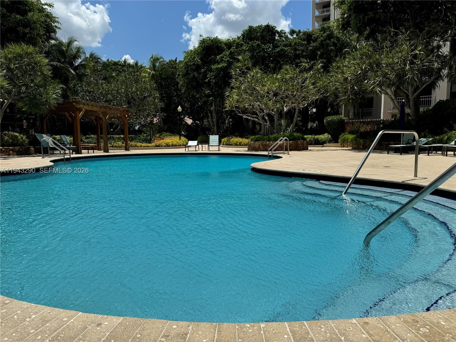 2000 Towerside Ter # 1005, Miami FL 33138 — 28