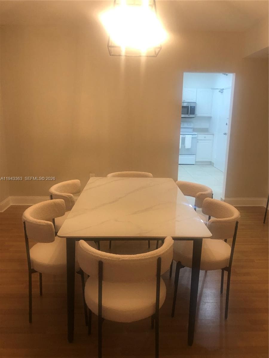 10185 Collins Ave # 1016, Bal Harbour FL 33154 — 2