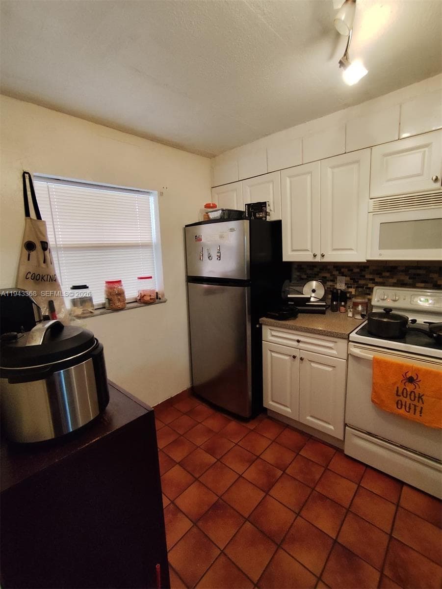 19781 SW 114th Ave # 142, Miami FL 33157 — 9