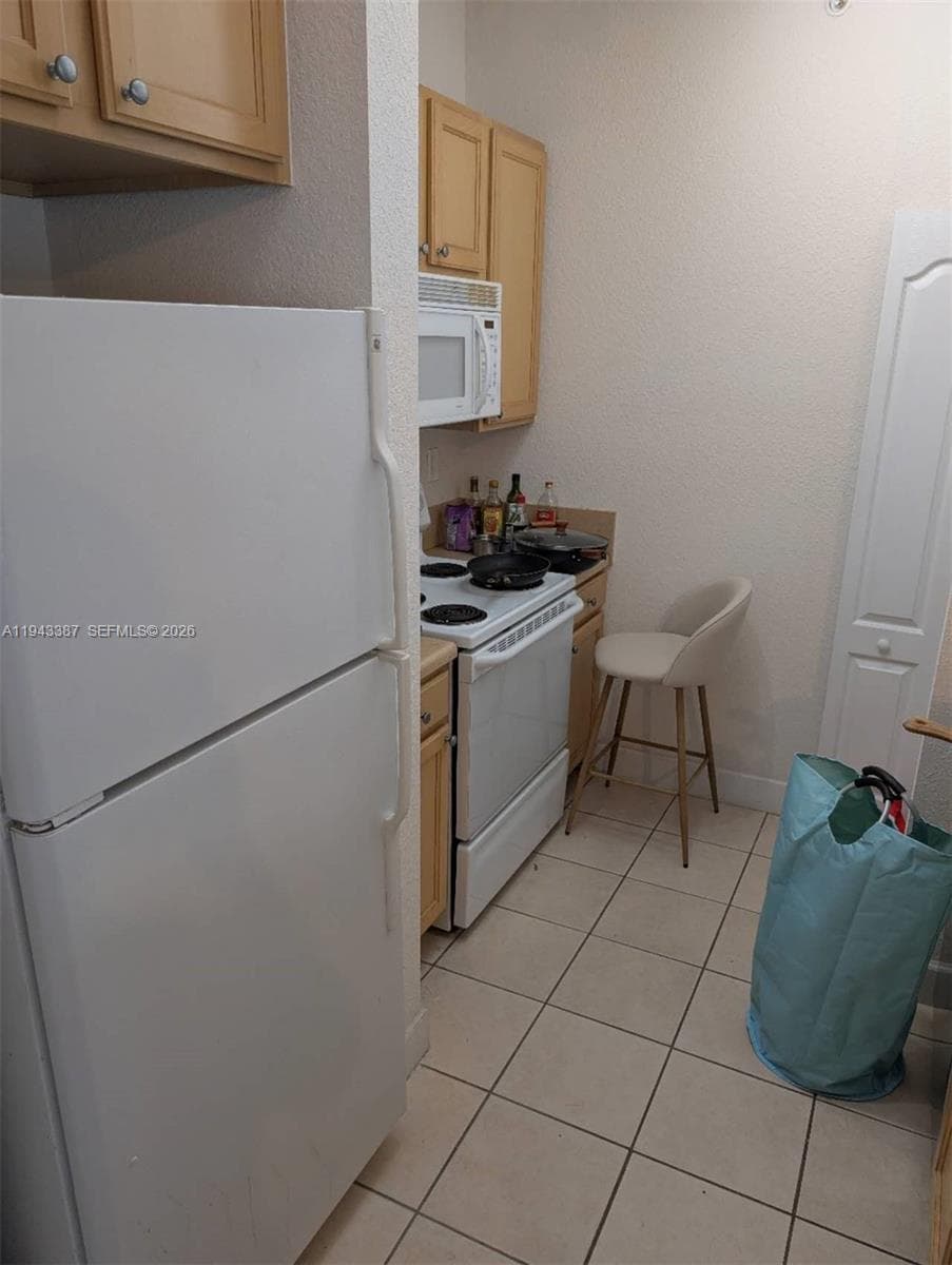6001 SW 70th St # 620, South Miami FL 33143 — 8