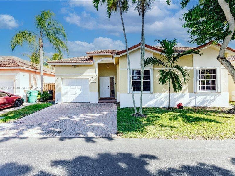 21475 SW 90th Pl, Cutler Bay FL 33189 — 2