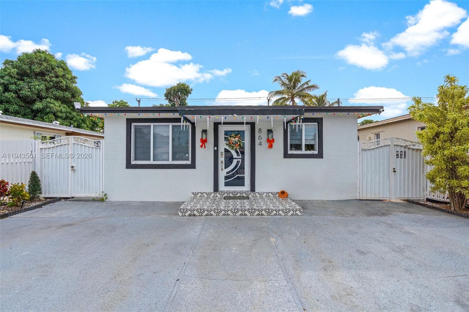864 E 29th St, Hialeah FL 33013 — 4